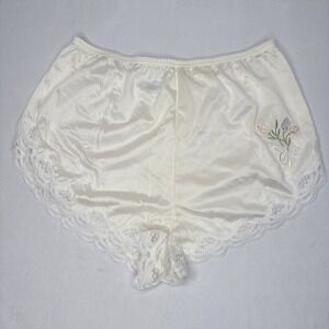 Vintage Lorraine Sz 5 Sm Embroidered White Nylon Lingerie Tap Shorts Lace Trim